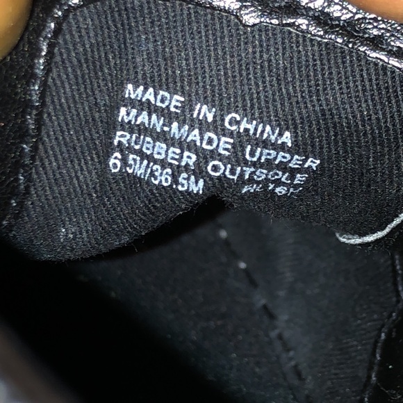 Michael Kors Michelle faux Patent Leather Sneakers Shoes - Picture 7 of 7